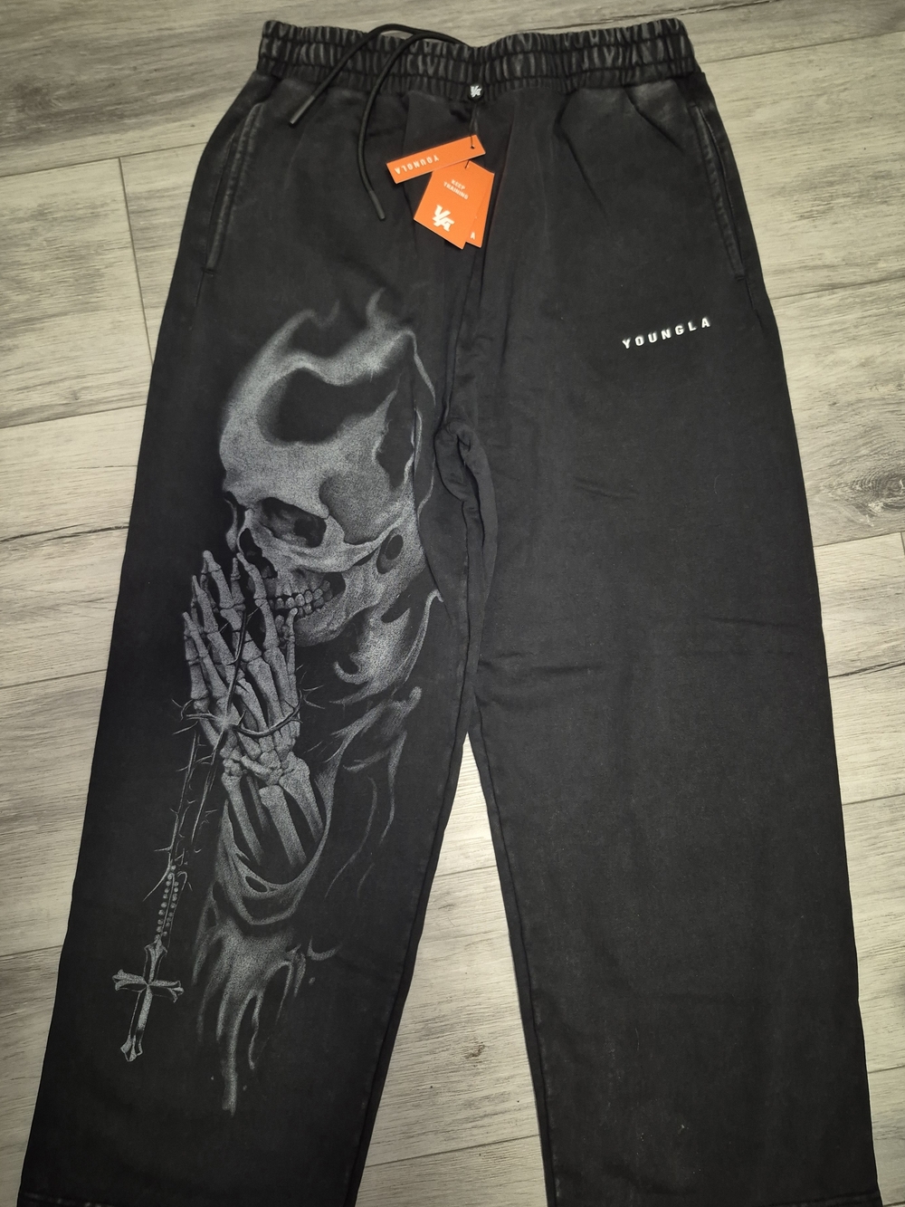 YoungLA NWT Size L Praying Skeleton Graphic Baggy Sweatpants Black Gothic